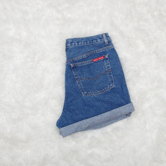 Guess Pants - GUESS Vintage Denim High Rise Mom Shorts Cuff